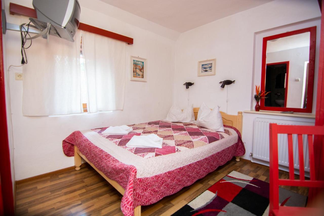 Pension Csomad BaileTusnad Extérieur photo